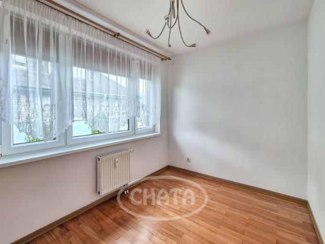 Oboźna/Garaż/Ogród/Media miejskie/4pokoje/Taras