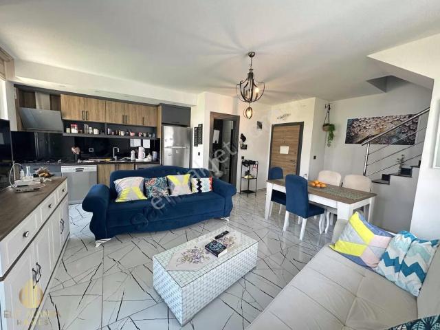 Oba Çarşamba Da Site İçerisinde Satılık 2+1 Eşyalı Dublex Daire