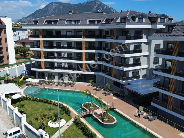 Oba Moye Sitesi'nde Kiralık 3+1 Lüks Daire