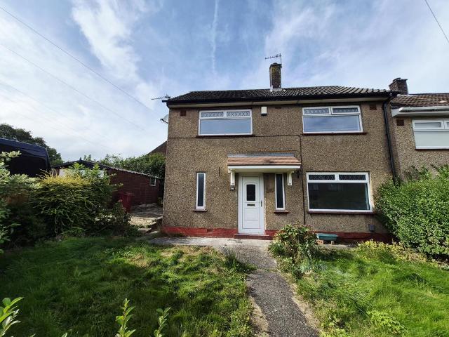 Oban Drive, Blackburn, BB1 3 bed house to rent £1,000 pcm £231 pw