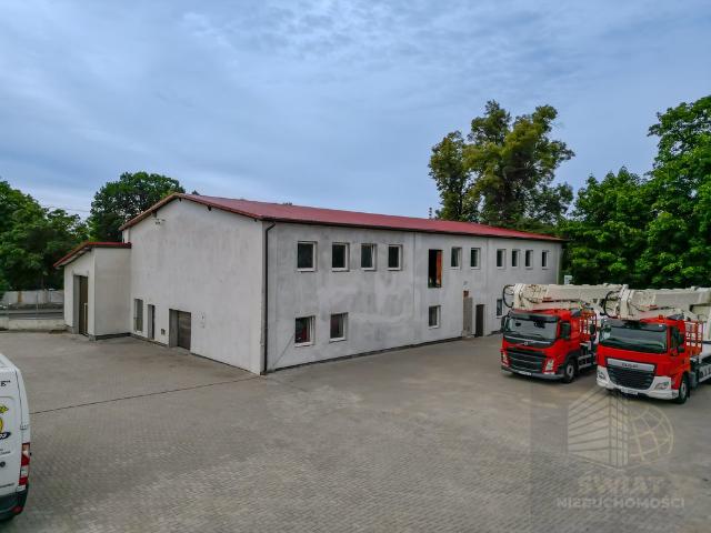 Działka 3 021 m² z infrastrukturą, gotowa do adaptacji