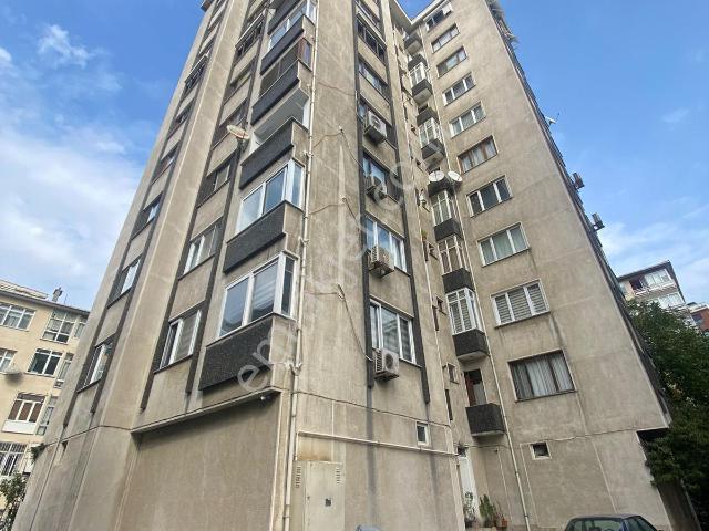 Oben'den Minibüse 2. Bina Marmaray Ve Sahile Yakın 97 M² Net 3+1