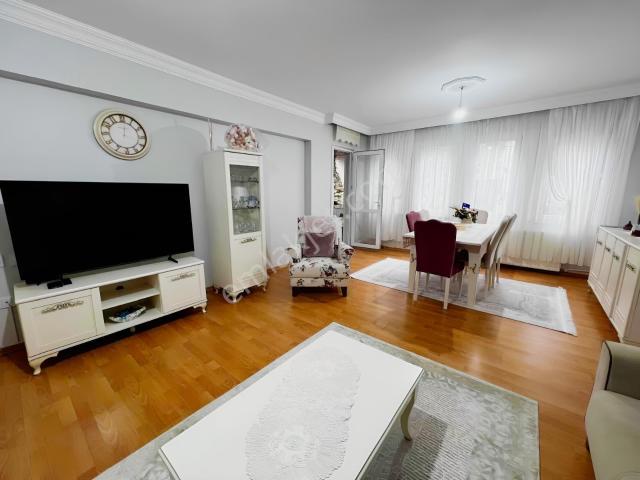 Oben'den Bulgurlu Cumhuriyet Mh. Emek Sitesinde 3+1 120 M²