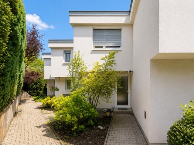 OBER ST VEIT | Schönes Reihenhaus auf 3 Ebenen | Ideales Familiendomizil | Ruhelage | Waldrandlage | ab 01.09.26 | zellmann immobilien