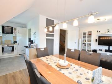 Obergeschosswohnung mit Balkon in zentraler Lage am Untenende!
