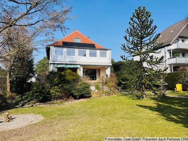 Oberer Galgenberg Großes Haus mit gepflegtem Garten und 2 Garagen