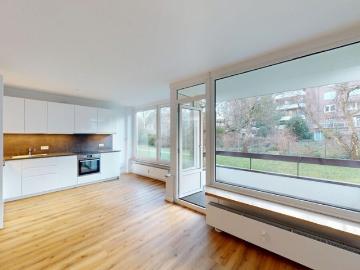 Oberkassel: Charmante Wohnung modernisiert mit Einbauküche Balkon & Garage!