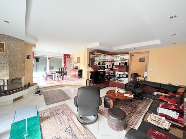 OBERHAUSBERGEN Maison 290 m2 sur 6.30 ares 945.000 EUR FAI
