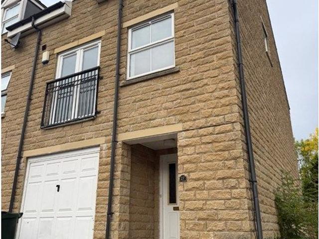 Oberon Way, Bingley BD16, 3 bed semi detached house to rent, £1,400 pcm | PrimeLocation