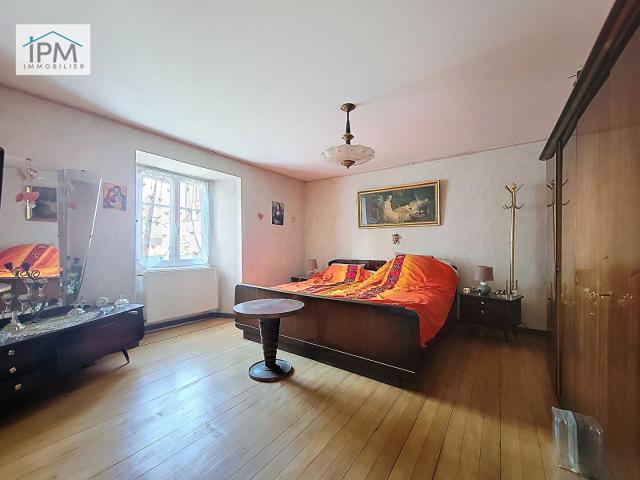 OBERNAI Maison centre 8 pièces 225 m2 avec jardin !
