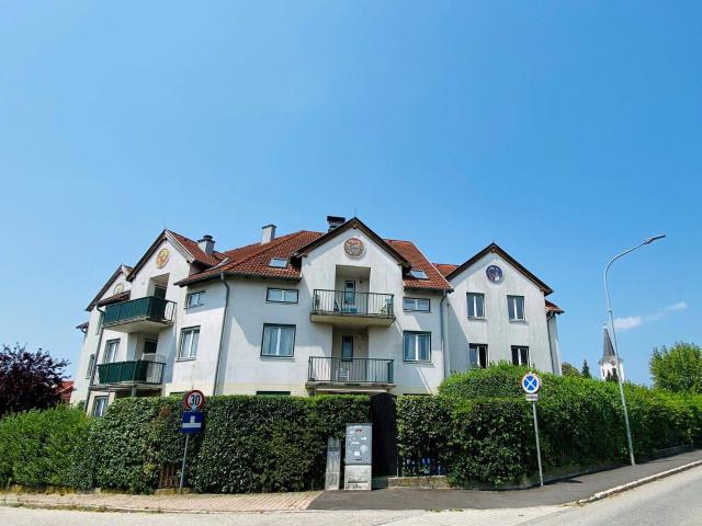 Oberndorfer Straße 2/8