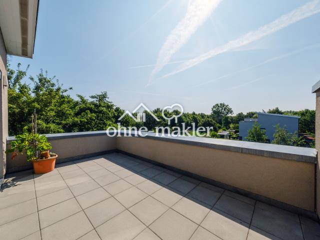 Oberneuland: Neuwertiges Reiheneckhaus mit Grünblick, Dachterrasse – provisionsfrei