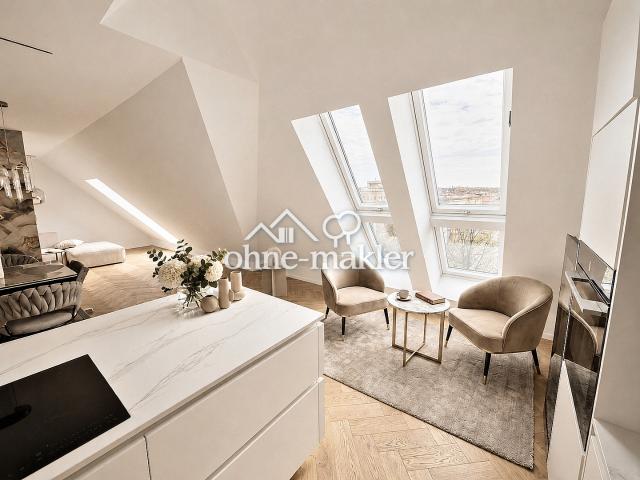Oberste Etage mit Aufzug: 131 m² Dachgeschoss, 2025/26 neu ausgebaut – Potsdam West