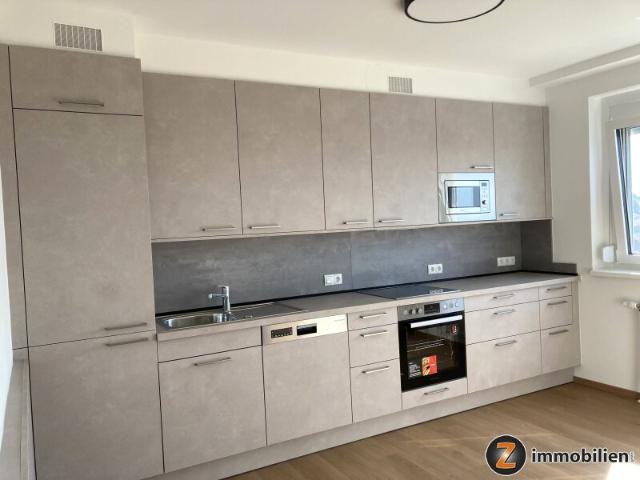 Oberwart Zentrum – hochwertig kernsanierte 3 Zimmer Wohnung mit Südbalkon, Klimaanlage & atemberaubendem Weitblick!
