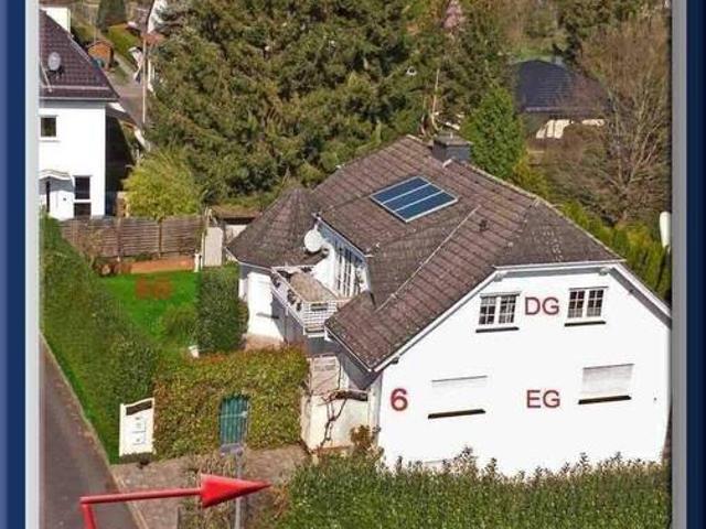 OBERURSELTs. Große EG Wohnung mit riesigem Garten Im 2 FH!