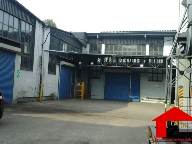 Obiekt przemysłowy 6000 m² z halami i biurami w Zabrzu
