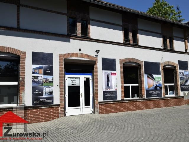 Obiekt produkcyjno usługowy 702 m² z wiatą i biurem