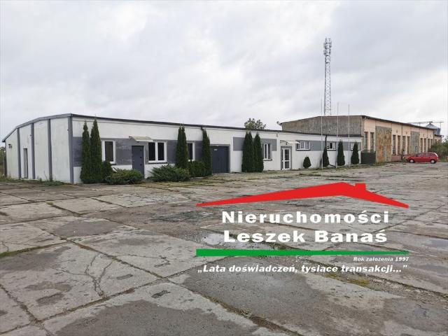 Obiekt usługowo handlowy 835 m² w Radzyniu Chełmińskim
