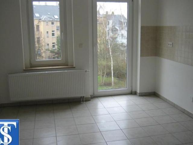 Objekt Nr.: 6224 vermietete 3 Zimmer ETW im 2. OG mit Balkon in Denkmalschutzobjekt in Plauen Westend / Sternplatz
