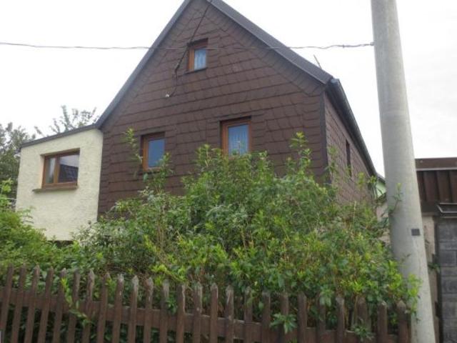 Objekt Nr.: 9324 Gemütliches teilsaniertes Einfamilienhaus in Reuth