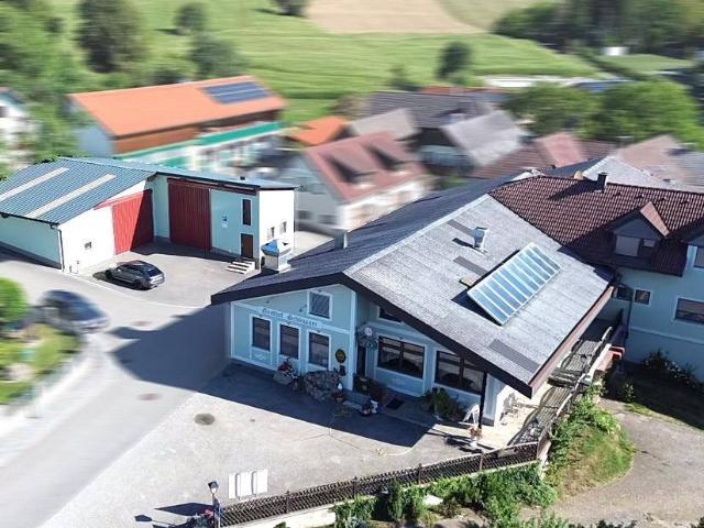 Objektpaket der besonderen Art im südlichen Waldviertel A1 & Westbahn in Griffnähe!