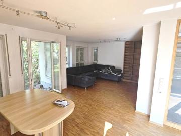ObjNr:19759 Attraktives Wohnen im gepflegten EFH mit Garten, Terrasse, Balkon und Garage in LU Maudach