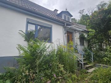 ObjNr:19720 EFH sucht Handwerker sanierungsbedürftiges kleines Haus in WeinheimBergstr
