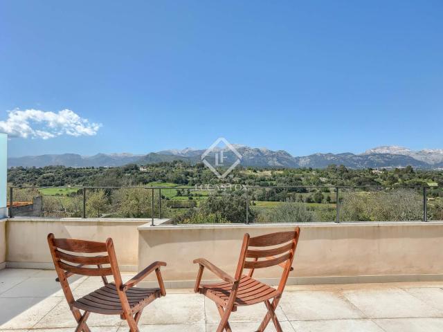 Obra maestra de diseño, confort y encanto mallorquín atempor. 200m² Llubí