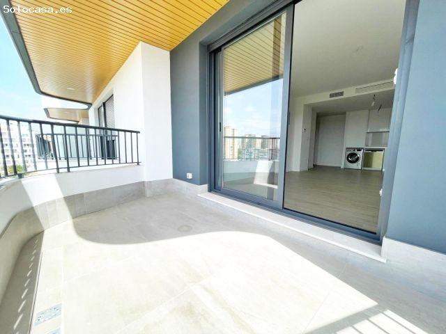 Obra nueva con terraza, garaje y piscina a un paso del mar
