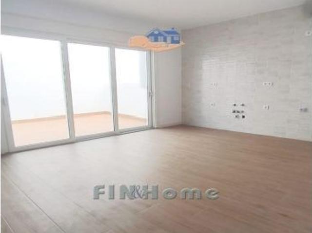 Obra nueva con dos patios en Barrio León, Triana