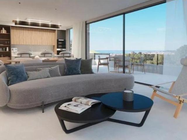 Obra nueva de villas independientes en Torreblanca, Fuengirola