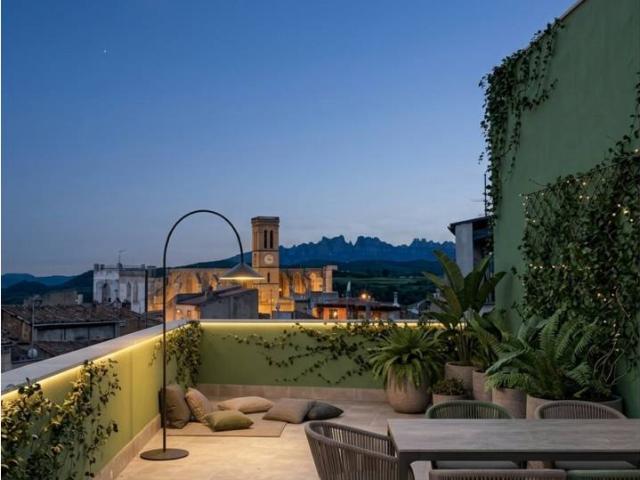 OBRA NUEVA EN EL CENTRO HISTÓRICO DE MANRESA | 1 DORMITORIO