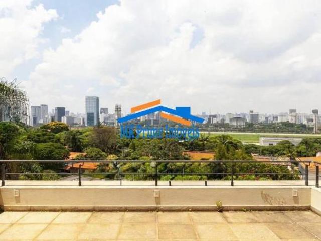 Obra prima com vista definitiva para o Jockey Club | 1.360m² de Terreno