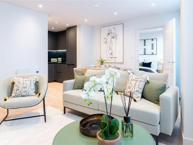 Obsidian, Salford M3, 2 bed flat to rent, £1,750 pcm | PrimeLocation