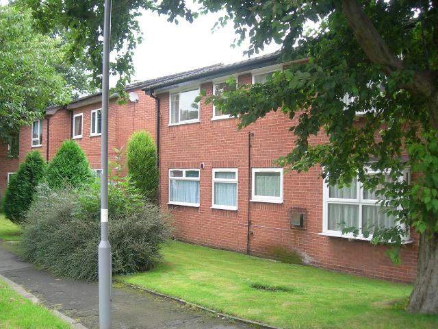 Ogden Street, Prestwich M25, 2 bed flat to rent, £875 pcm | PrimeLocation