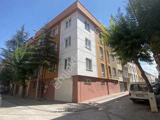 Ogü Ve Atatürk Bulva Yürüme Mesafesi Milli Eğitim Arkası 2+1