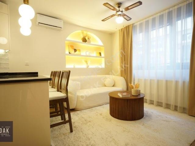 Odak Emlak'tan Kadıköy Anadolu Lisesine Yakın Eşyalı Kiralık