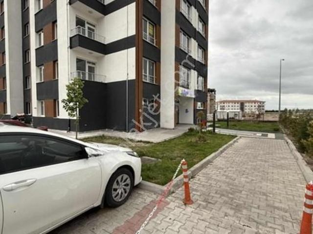 Ödemeli 3+1 İldem E Dairesi
