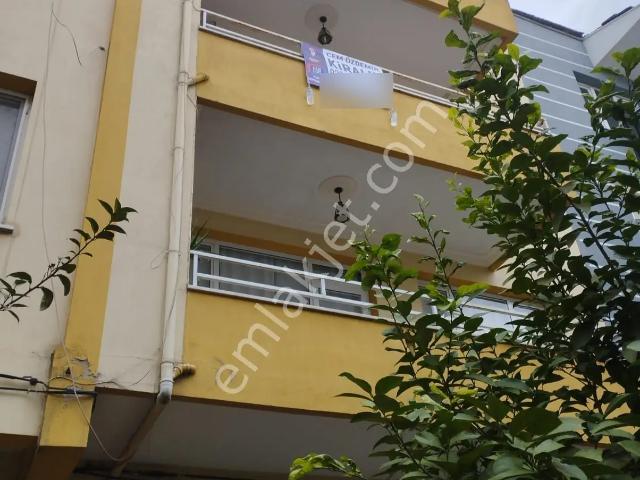 Ödemiş İnönü Mahallesi'nde Kiralık 3+1 Geniş Daire
