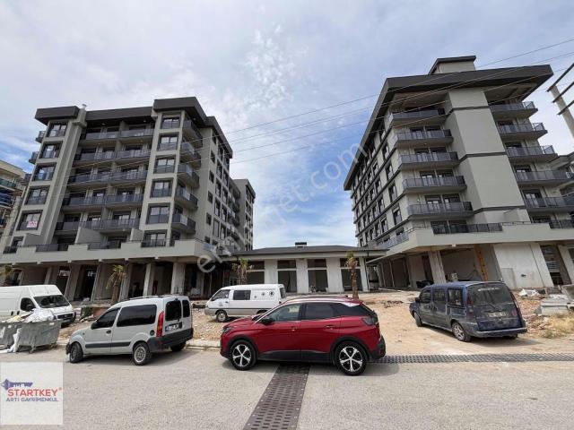 Odes Green Park'ta Teraslı Havuzlu Site 1+1 Satılık Daire