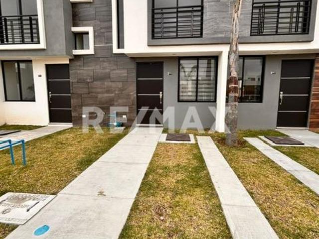 ODESA RESIDENCIAL CASA EN RENTA NUEVA