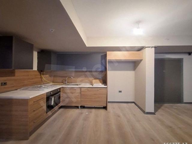 ÖDÜL İSTANBUL DA FUL GÖL VE ŞEHİR MANZARALI SIFIR 1+1!