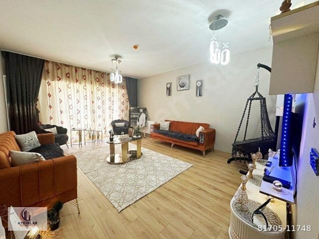 ÖDÜL İSTANBUL SİTESİNDE 113M2 SATILIK 2+1 KULLANIŞLI DAİRE