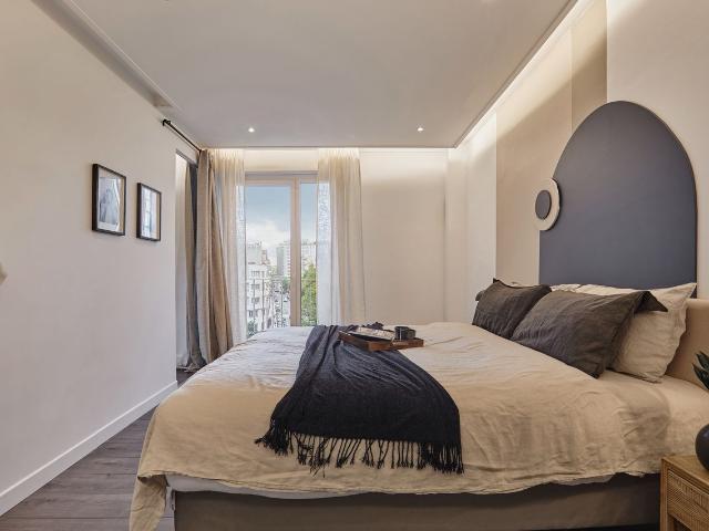 Odysseus 2 bedrooms in Tour Eiffel, Paris Amsterdam Apartments for Rent