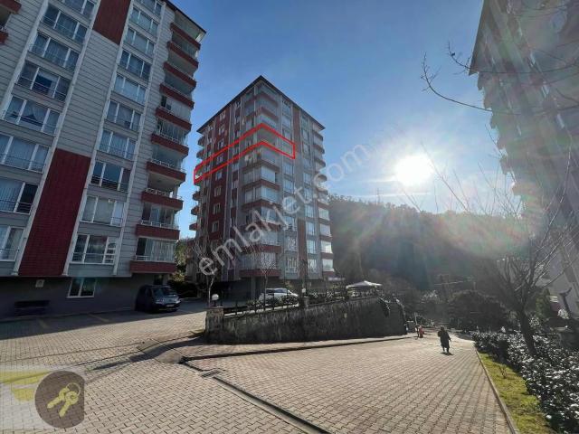 of Gayrimenkul* Çamlıkent Sitesi 7.kat 3+1 140m2 Kiralık Daire