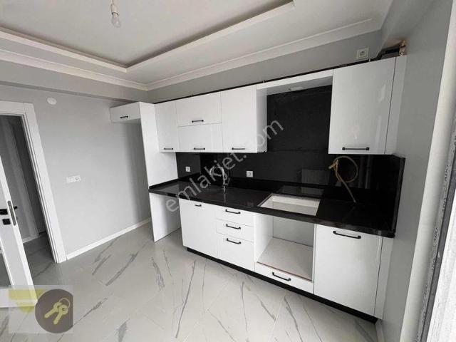 of Gayrimenkul* Avm Yanı 10.kat 3+1 140m2 Satılık Fırsat Daire