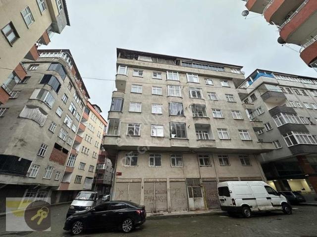 of Gayrimenkul* İlçe Merkezi 140m2 3+1 Satılık Daire