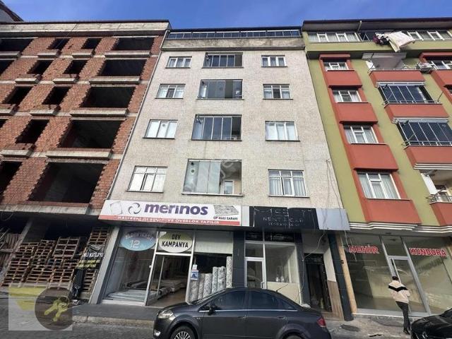 of Gayrimenkul*ilçe Merkezi 125m2 3+1 3.kat Kiralık Daire