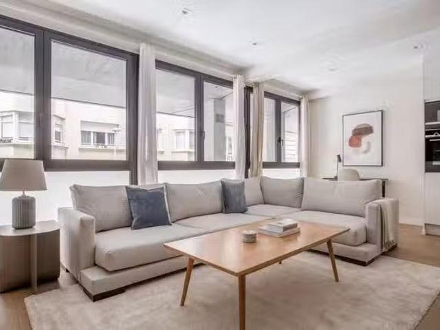 Nuevo C. d'Hercegovina, Sant Gervasi Galvany 2 Bedroom 1.
