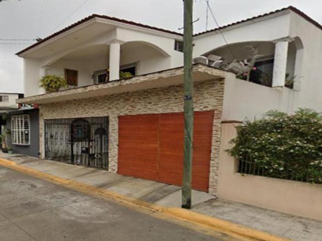 OFERTA! Col. Jardines Cordoba: Zona Residencial, Plusvalia y Ahorro Especial Bajo Mercado. !